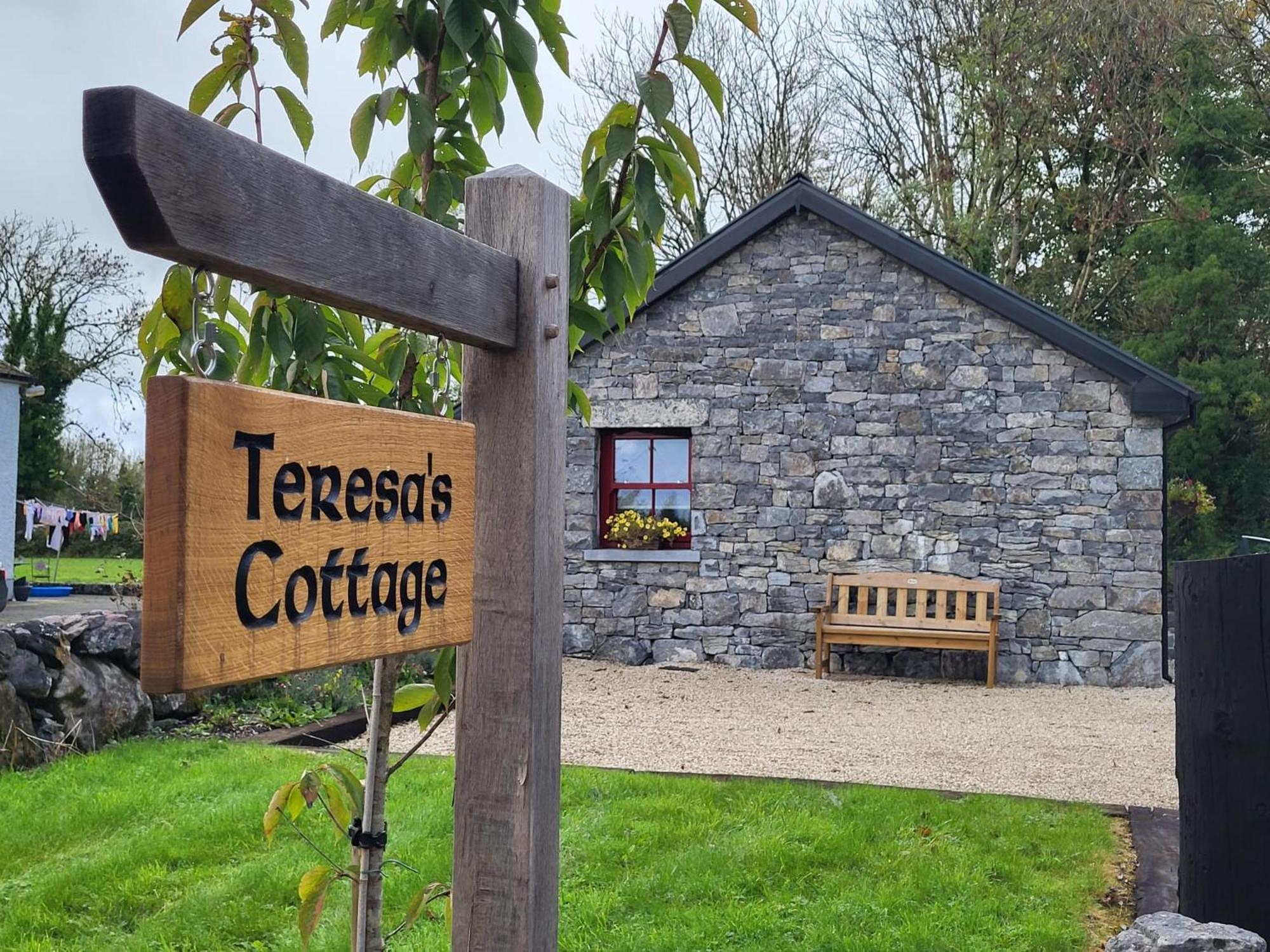 Teresa'S Cottage Kilcolgan Exterior foto